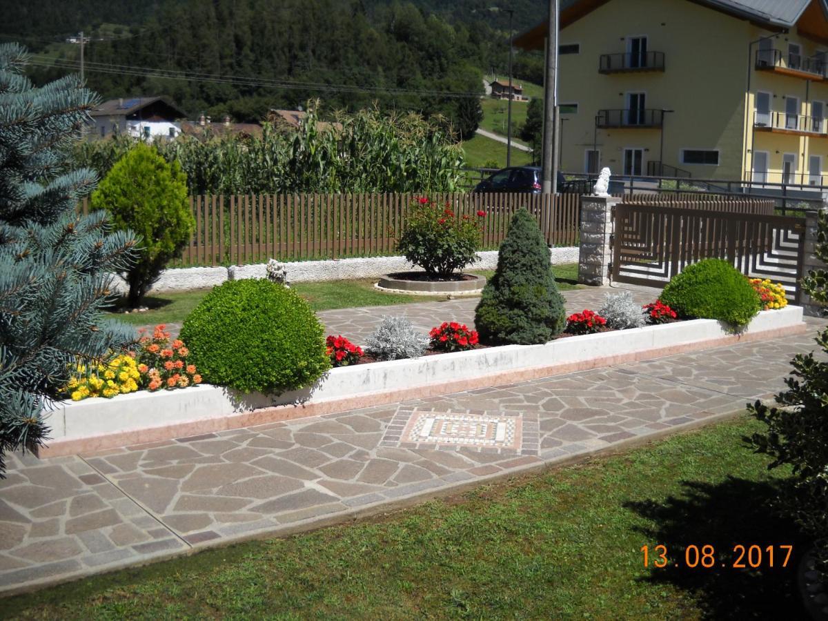 B&B L'Isola Delle Rose Sovramonte Bagian luar foto